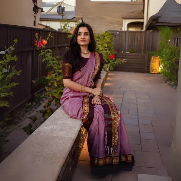 Elephant Border 100% Pure Narayanpet Cotton saree with Running blouse piece - product media