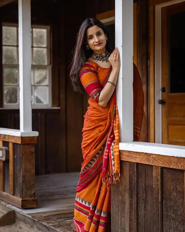 Orange Rangoli Border Narayanpet Pure Handloom Cotton Sarees with Running blouse piece - product media