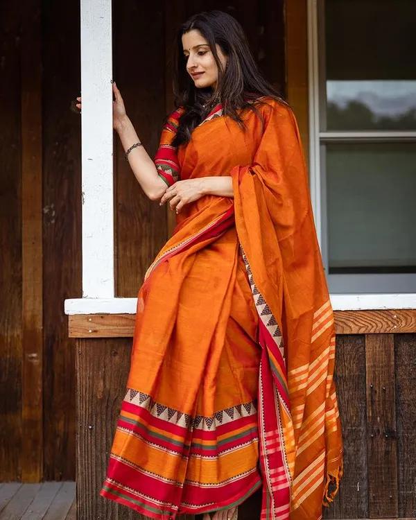 Orange Rangoli Border Narayanpet Pure Handloom Cotton Sarees with Running blouse piece - product media