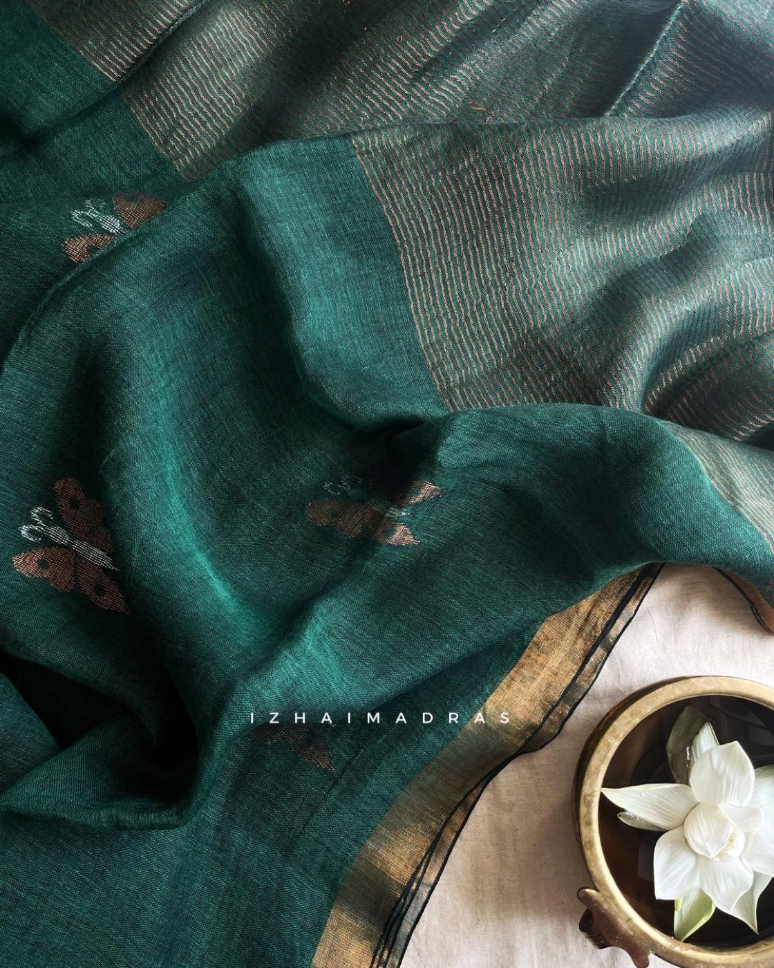 Aarirai - Rekha